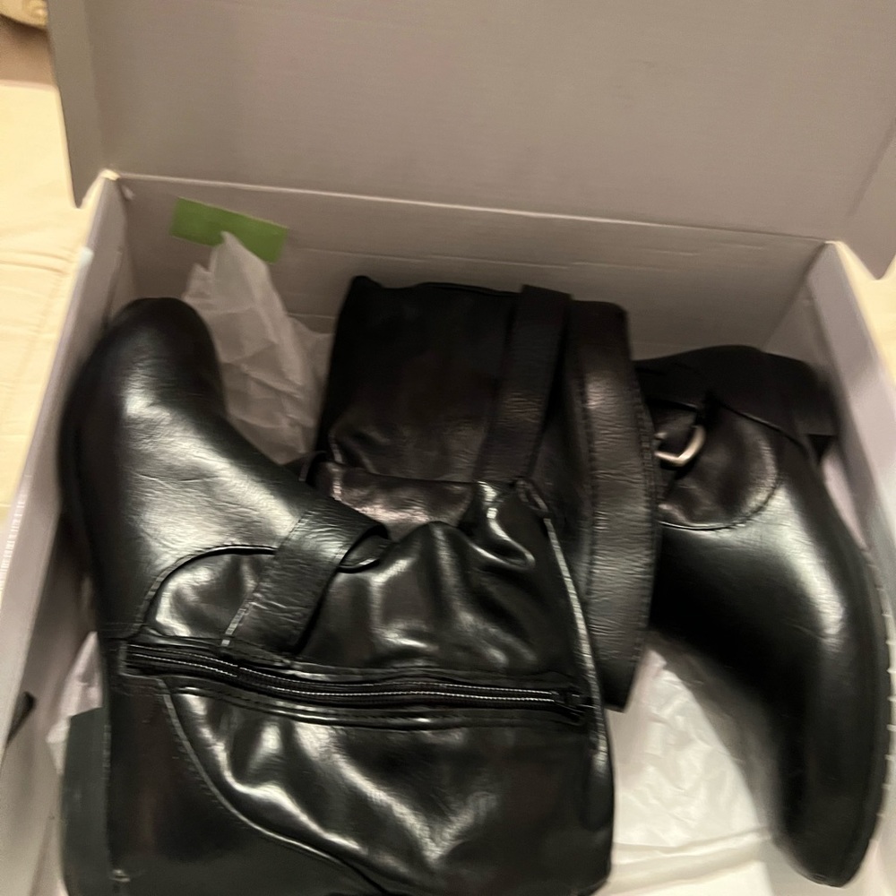 Rampage Boots EUC